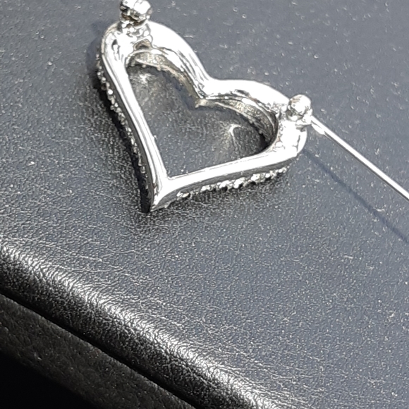 Swarovski Heart Brooch - Picture 5 of 5